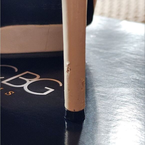 BCBG Greer black & white heels size 7.5 - Picture 4 of 11